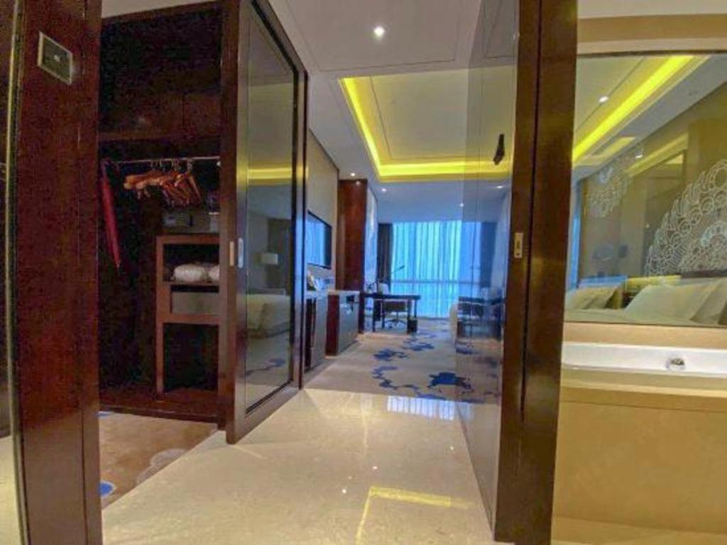 Beijing Grand Skylight International Hotel Exterior photo
