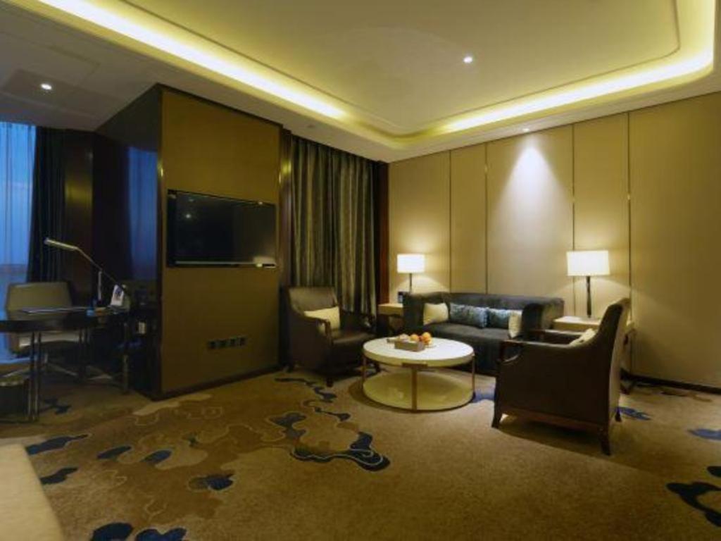Beijing Grand Skylight International Hotel Exterior photo