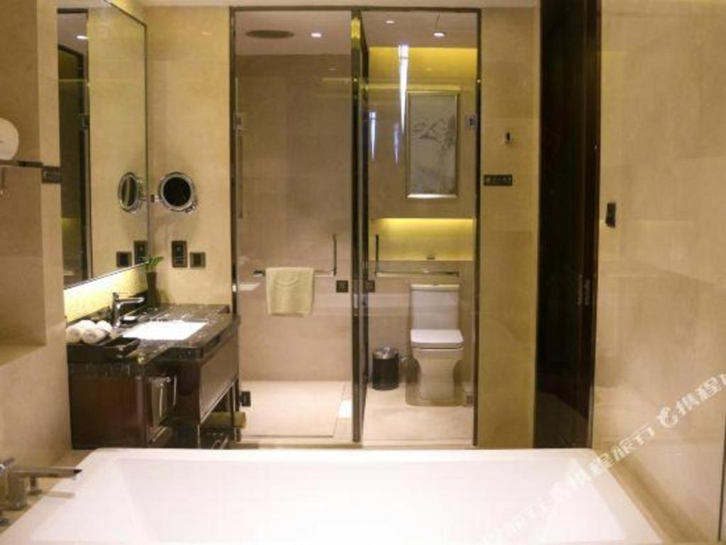 Beijing Grand Skylight International Hotel Exterior photo