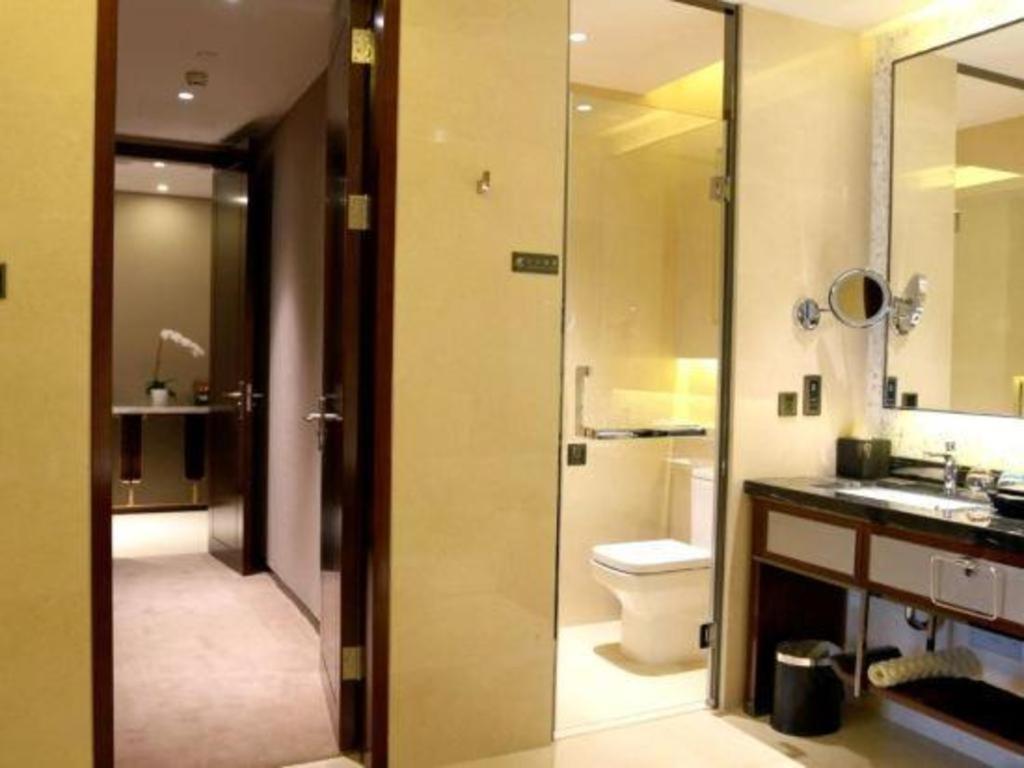 Beijing Grand Skylight International Hotel Exterior photo