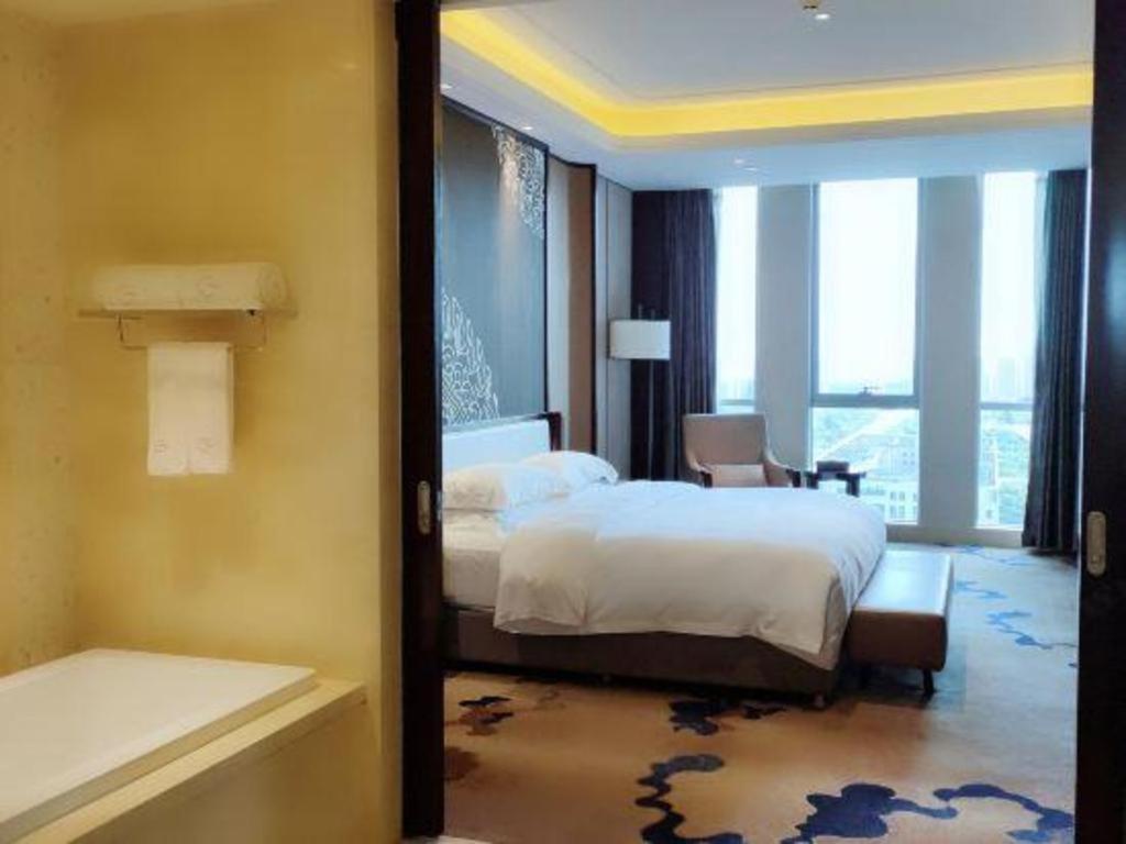 Beijing Grand Skylight International Hotel Exterior photo